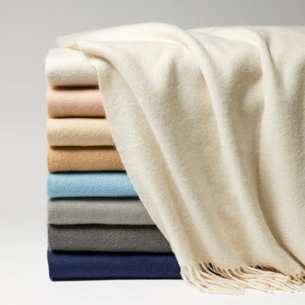 Sferra Dorsey Throw 50" x 70" Throws Sferra