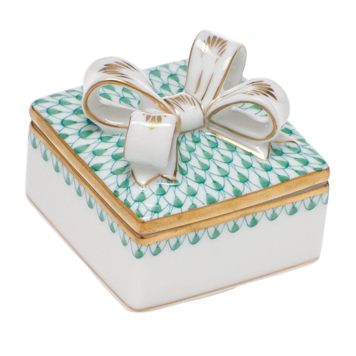Herend Box W/Bow Figurines Herend Box Green