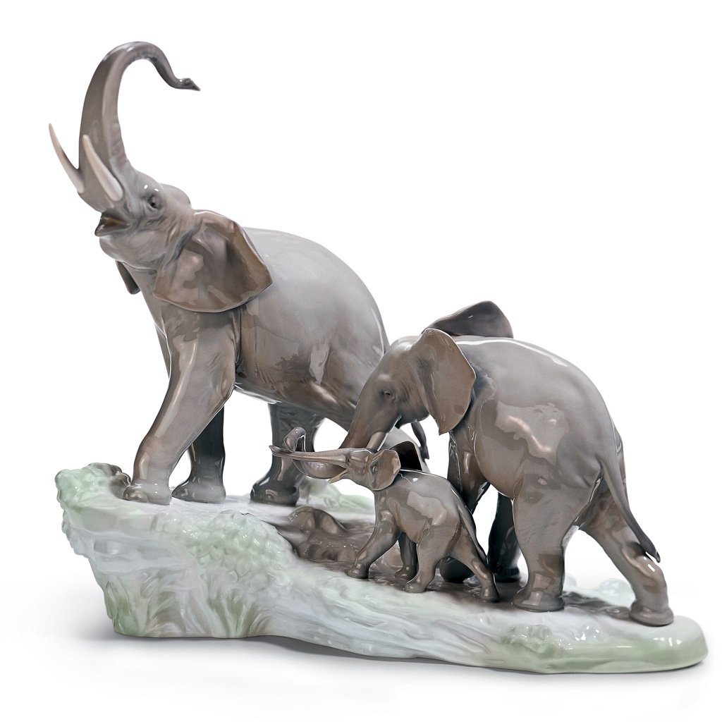 Lladro Porcelain Elephants Walking Figurine Figurines Lladro