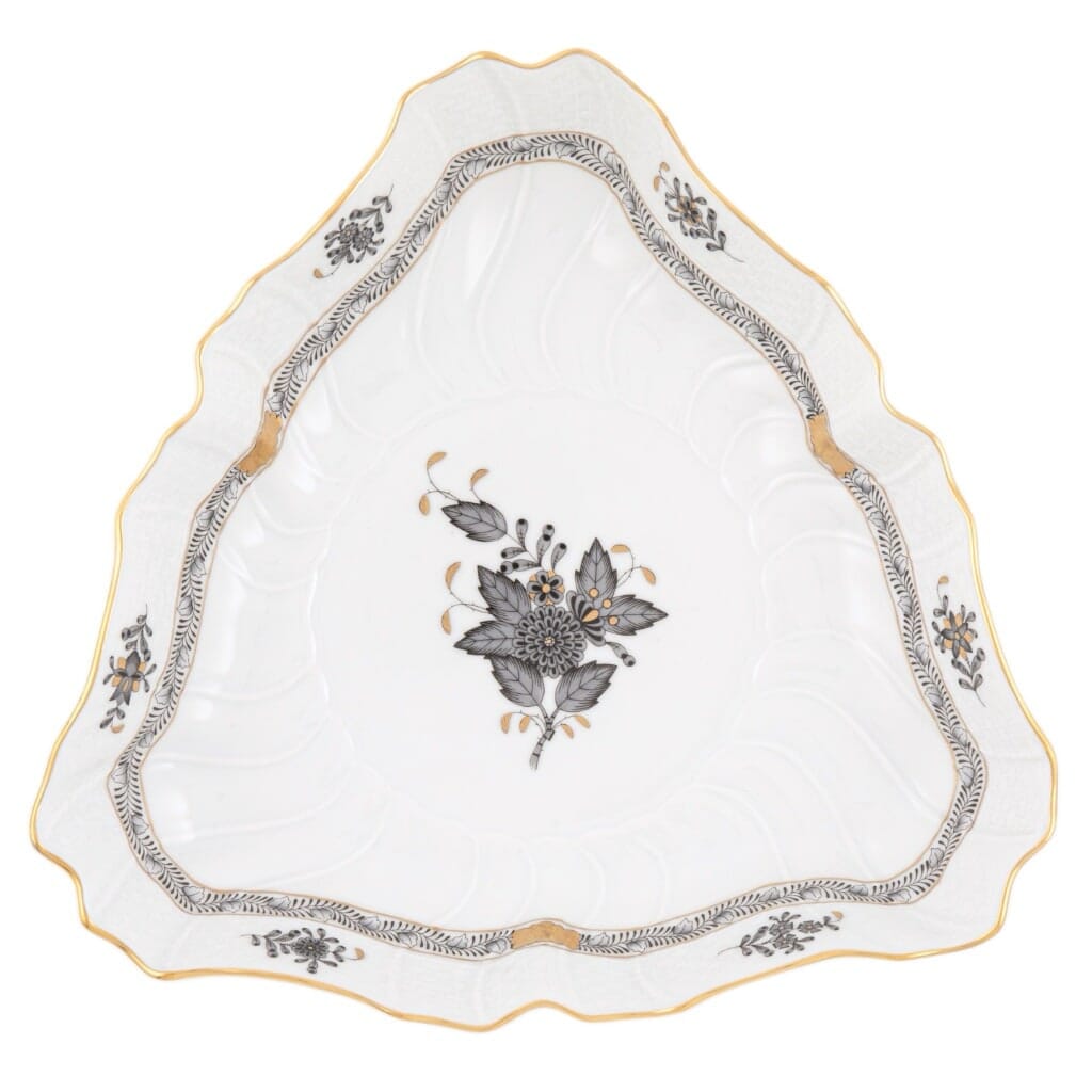Herend Chinese Bouquet Triangle Dish Dinnerware Herend Black 