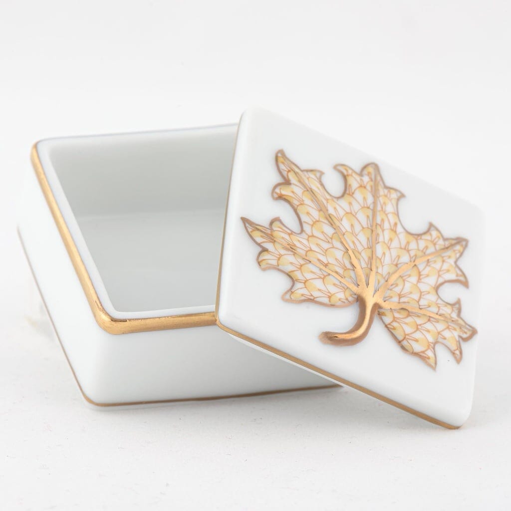 Herend Maple Leaf Box Figurines Herend 