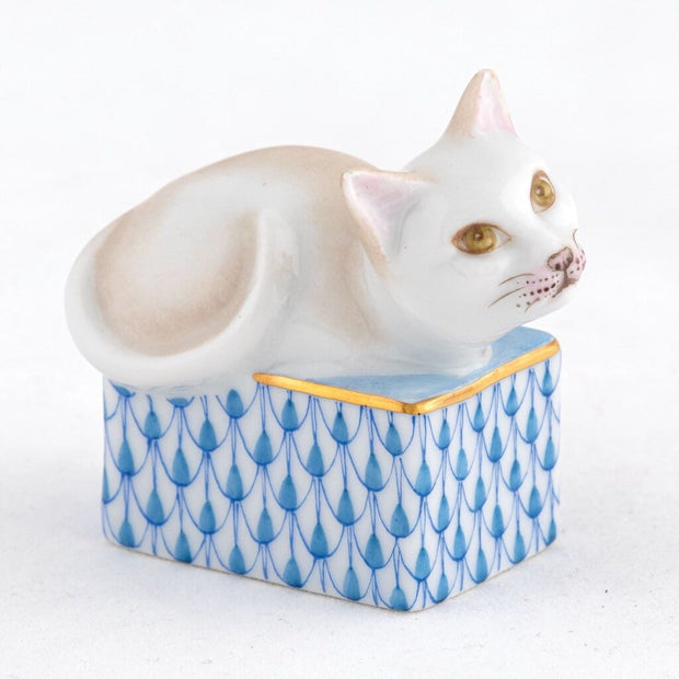 Herend Cat In Box Figurine Figurines Herend Blue 