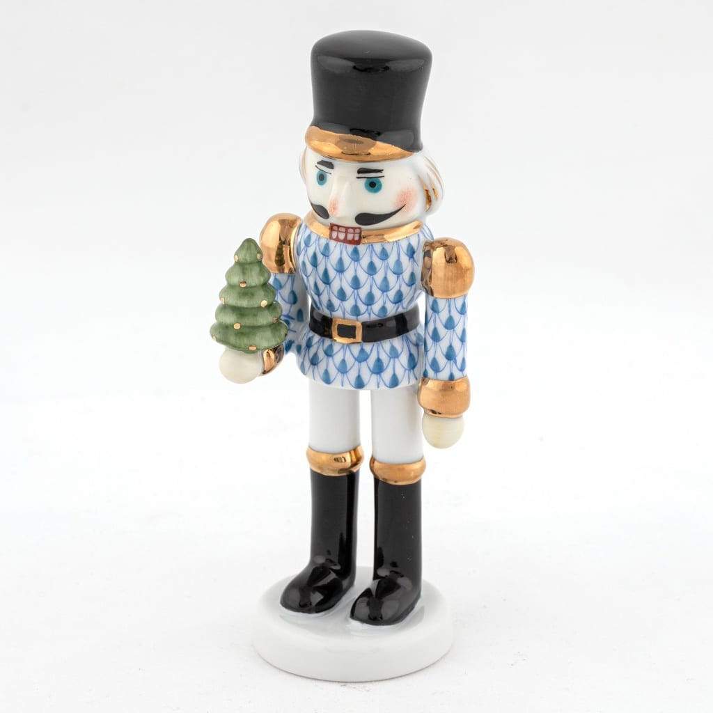Herend Nutcracker With Christmas Tree Figurine Figurines Herend 
