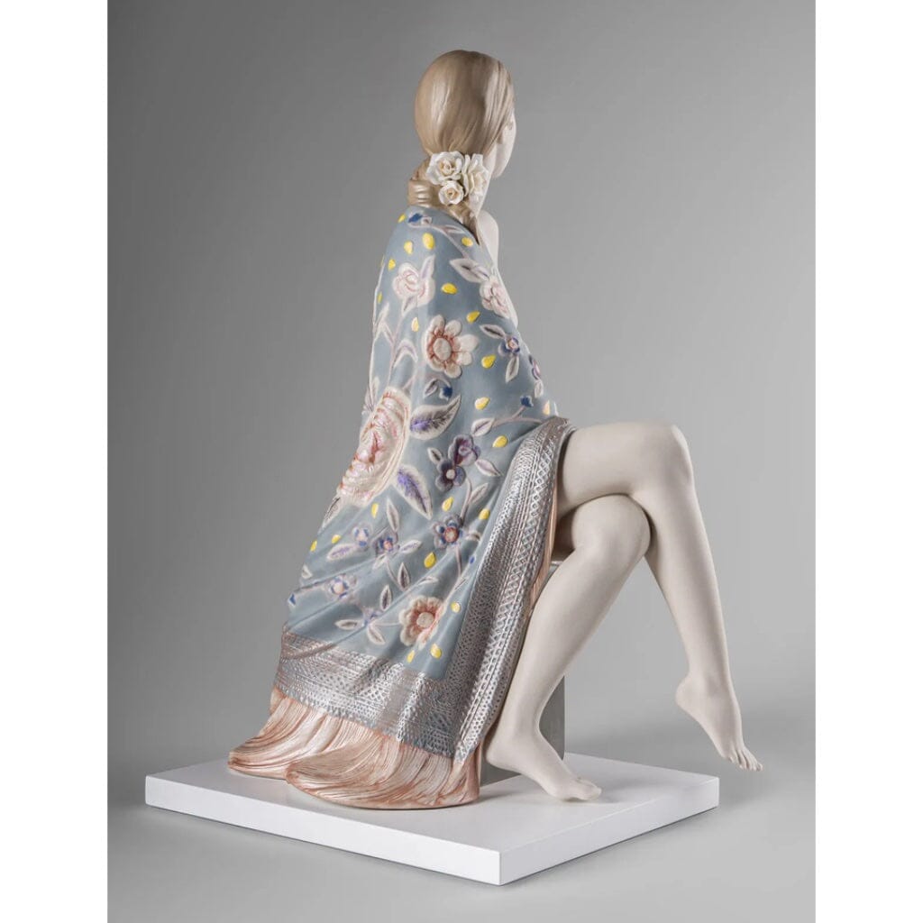 Lladro Porcelain Nude With Shawl Figurine (Metallic) Figurines Lladro 