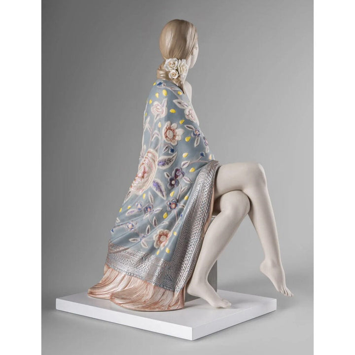 Lladro Porcelain Nude With Shawl Figurine (Metallic) Figurines Lladro 