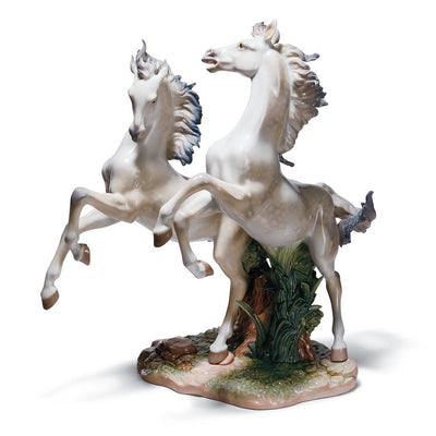 Lladro Porcelain Free As The Wind Figurine LE 1500 Figurines Lladro 