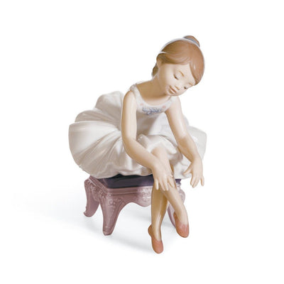 Lladro Porcelain Little Ballerina I Figurine Figurines Lladro 