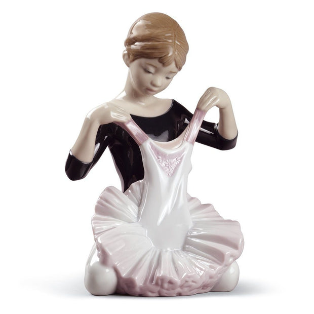 Lladro Porcelain My Debut Dress Figurine Figurines Lladro 