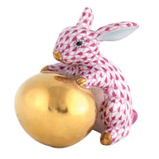 Herend Bunny With Egg Figurine Figurines Herend Raspberry (Pink) 