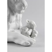 Lladro Porcelain Lion with Cub Figurine Figurines Lladro 