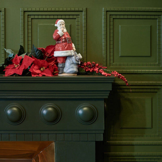 Lladro Porcelain Santa Is Here Figurine Figurines Lladro 