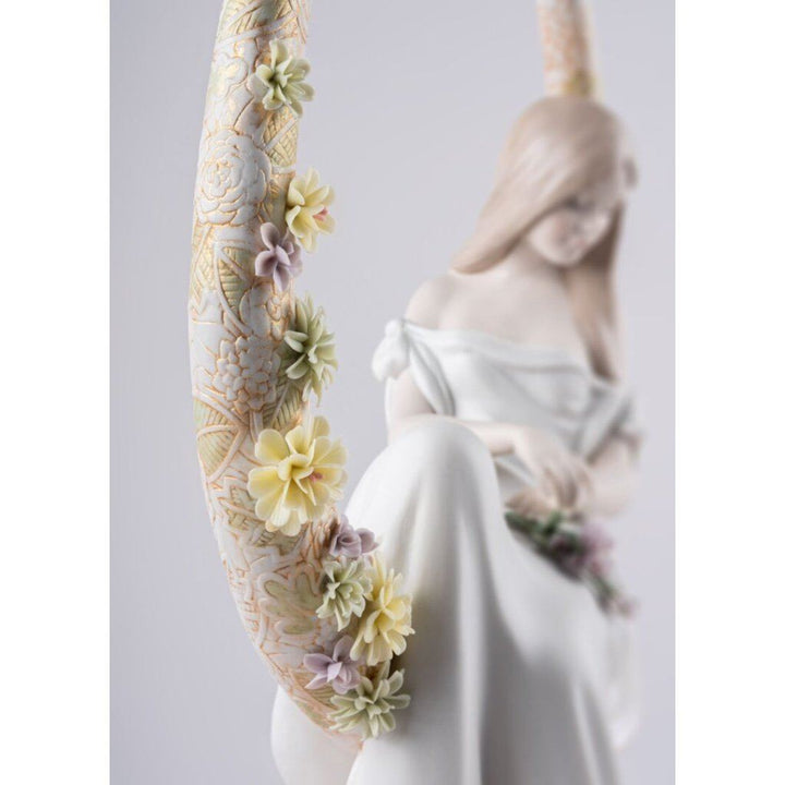 Lladro Porcelain In Her Thoughts Figurine Figurines Lladro 