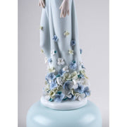 Lladro Porcelain Refined Elegance Figurine Figurines Lladro 