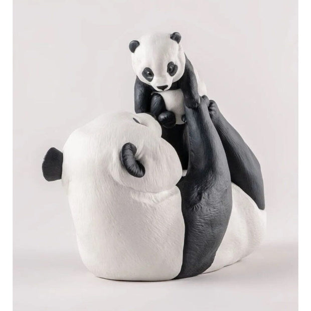 Lladro Porcelain Mommy Panda Figurine Figurines Lladro 