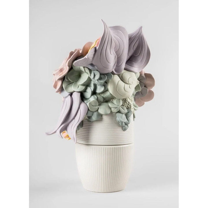 Lladro Porcelain Vase With Flowers (Pink) Vases Lladro 