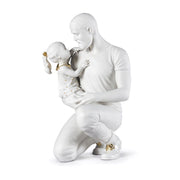 Lladro Porcelain In Daddy's Arms Figurine - White & Gold Figurines Lladro 